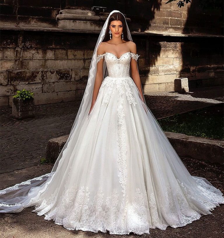 A Kesim Fransız Gipür Gelinlik