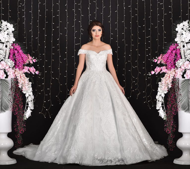 Kayık Yaka Özel Tasarım