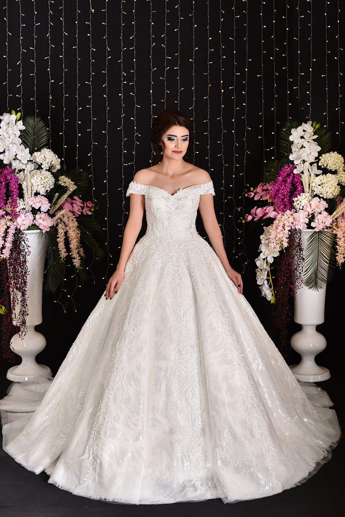 Kayık Yaka Özel Tasarım