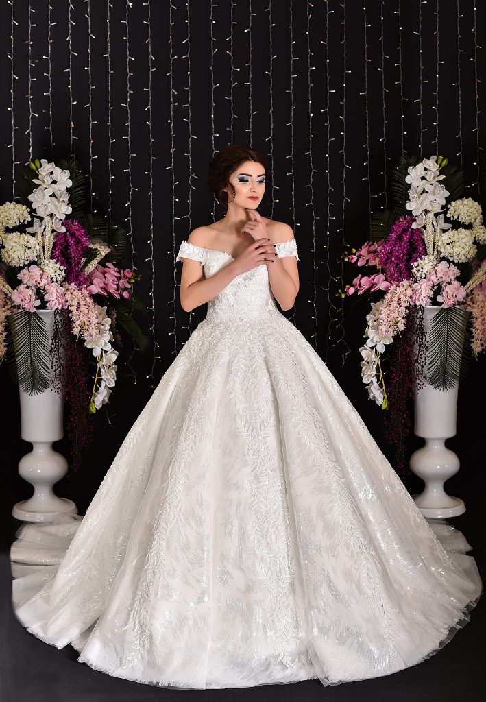 Kayık Yaka Özel Tasarım